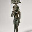 AN EGYPTIAN SILVER-INLAID BRONZE SOMTOUS-HARPOKRATES - Auction archive