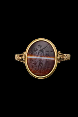 A EUROPEAN BANDED AGATE DOUBLE-SIDED RINGSTONE WITH MERCURY AND VENUS - Foto 2