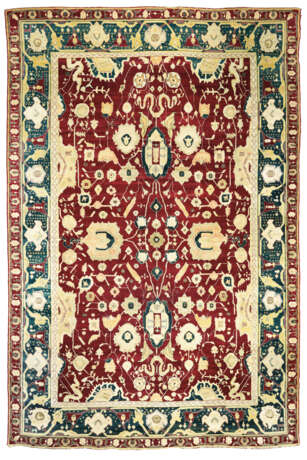 AN AGRA CARPET - photo 1