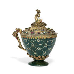 AN OTTOMAN CARVED BLOODSTONE CUP