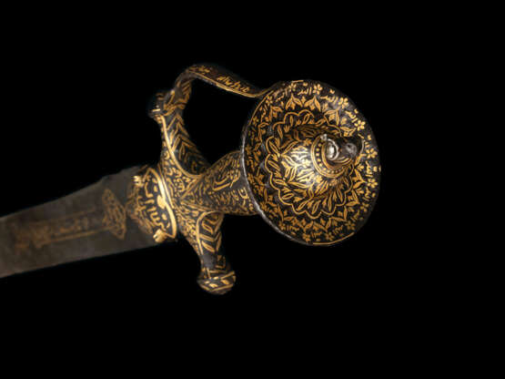 A SWORD (TULWAR) AND SCABBARD FROM THE PERSONAL ARMOURY OF TIPU SULTAN (R. 1782-99) - photo 3