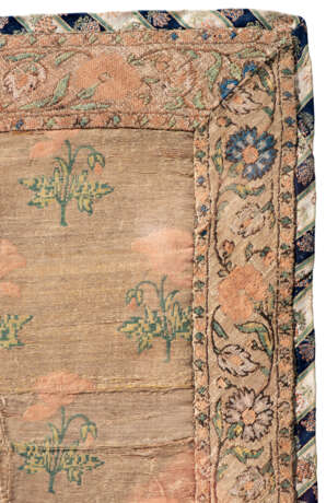 A SAFAVID SILK BROCADE PANEL - photo 2