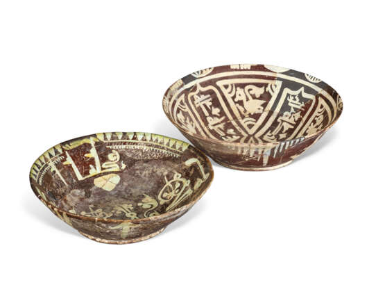 TWO NISHAPUR CALLIGRAPHIC POTTERY BOWLS - фото 2