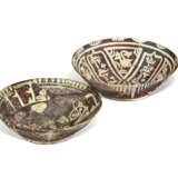 TWO NISHAPUR CALLIGRAPHIC POTTERY BOWLS - фото 2