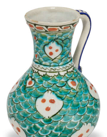 AN IZNIK POTTERY JUG - photo 5