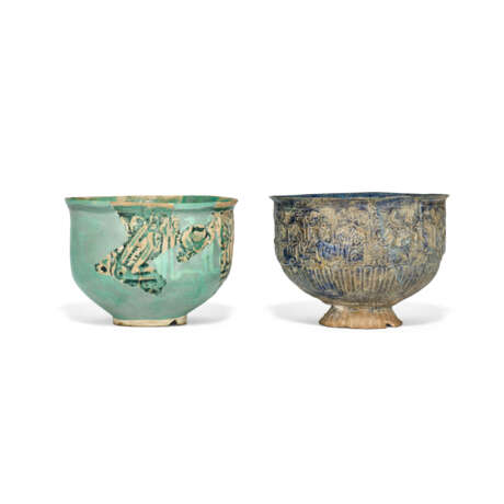 TWO NISHAPUR MOULDED POTTERY BOWLS - photo 4