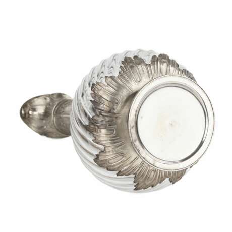 Французский винный кувшин рифленого стекла в серебре в стиле Луи XV конца 19 века. Silver Glass 30 г. - фото 5