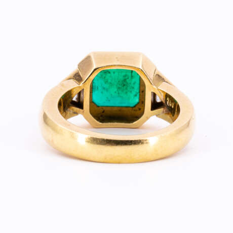 Emerald-Diamond-Ring - фото 3