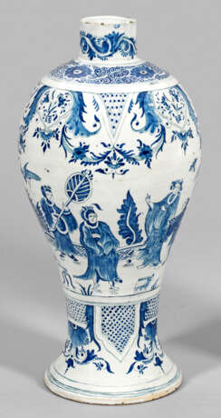 Museale große Braunschweiger Vase mit Chinoiserien - Foto 1