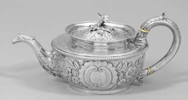 Schwere George III-Teekanne