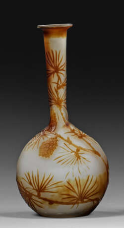 Solifleur-Vase mit Lärchenzweigdekor - Foto 1