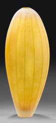 Vase in Fruchtform von Laura de Santillana für Arcade