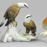 Drei Adler-Figuren - photo 1