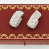 Paar Brillant-Ohrclips "Lakarda" von Cartier - photo 2