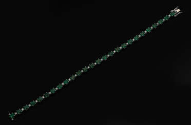 Klassisches Smaragd-Diamant-Armband
