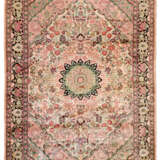 Kleiner Teppich mit Isfahan-Muster - photo 1