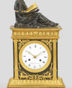 Horloges décoratives. Große Empire-Figurenpendule