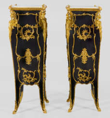 Paar repräsentative Podestsockel im Napoleon III-Stil