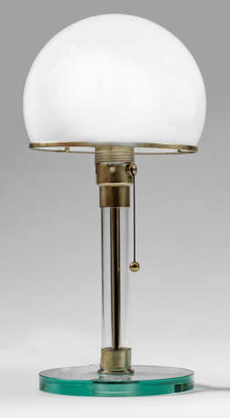 Bauhaus-Tischlampe "WG 24" von Wilhelm Wagenfeld - Foto 1