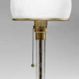 Bauhaus-Tischlampe "WG 24" von Wilhelm Wagenfeld - Foto 1