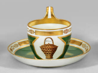 Biedermeier-Campanertasse "Keinen Korb"