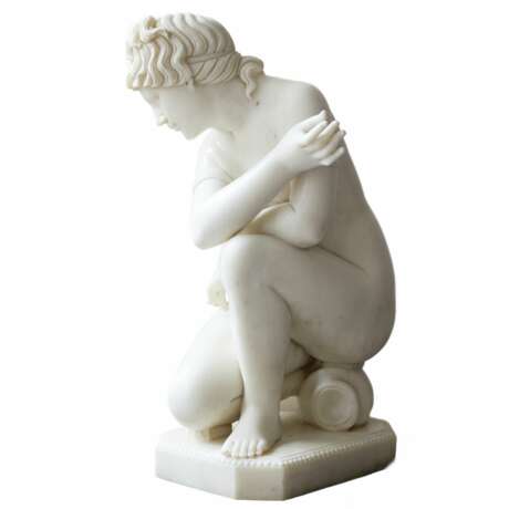 Sculpture en marbre Baignade de Vénus. 19e-20e siècle. - photo 2