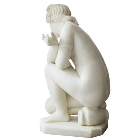 Sculpture en marbre Baignade de Vénus. 19e-20e siècle. - photo 4