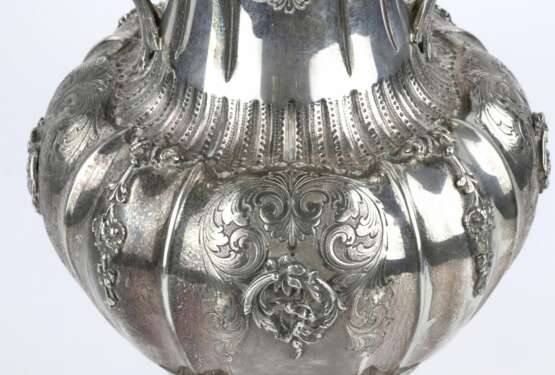 Изящная серебряная ваза - фото 4
