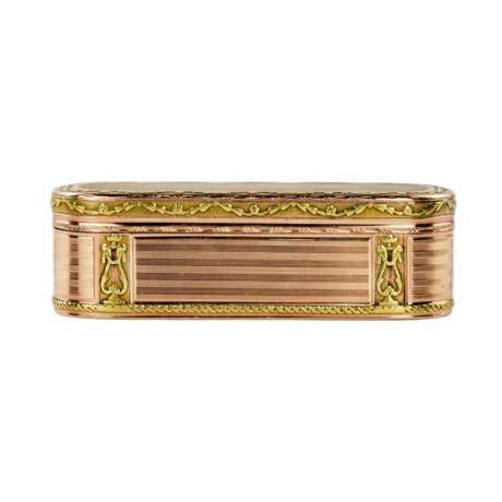 Snuffbox in two-tone gold. France. The turn of the 19th-20th centuries. - photo 2