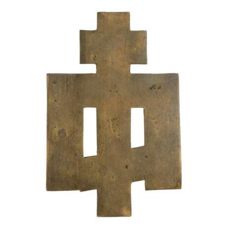 Бронзовый крест Распятие с тремя эмалями. Россия. 19 век. - фото 3