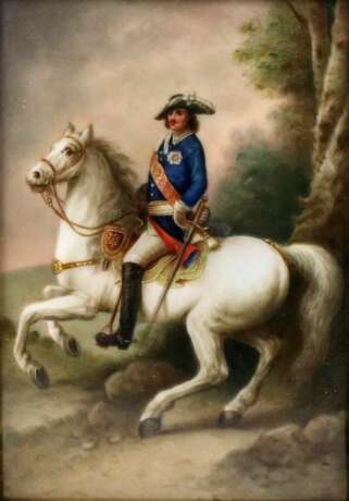 Couche de porcelaine. Portrait du monarque equestre Pierre le Grand. 19ème siècle. - photo 2
