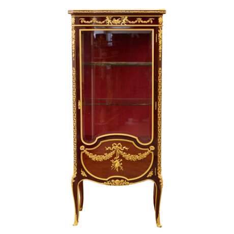 Showcase in mahogany and gilded bronze in Sormani style. France 19th century. - Foto 1