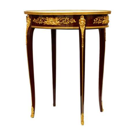 Magnifique table en acajou et bronze dore de François Linke. - photo 4