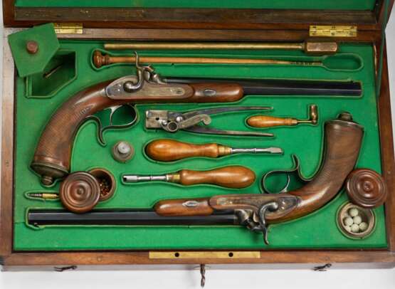 A pair of dueling pistols from the court gunsmith of Nicholas I - Bertrand. Saint Petersburg. Mid-19th century. - photo 7