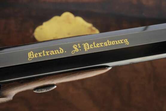 Une paire de pistolets de duel de l`armurier de la cour de Nicolas Ier - Bertrand. Saint-Pétersbourg. Milieu du 19ème siècle. - photo 12