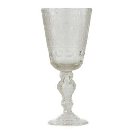 A glass tray goblet with a monogram and a portrait of Elizaveta Petrovna. Russia.19th century. - photo 1