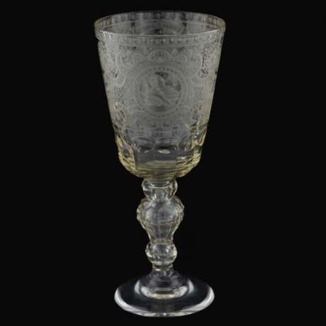 A glass tray goblet with a monogram and a portrait of Elizaveta Petrovna. Russia.19th century. - Foto 2