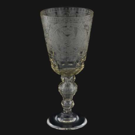 A glass tray goblet with a monogram and a portrait of Elizaveta Petrovna. Russia.19th century. - photo 3
