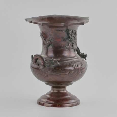 Бронзовая китайская ваза 19 века. - фото 2
