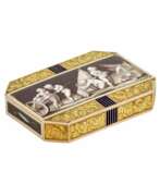 Objects of vertu. Golden, French snuffbox with enamel grisaille, Empire period.