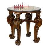 An impressive chess table with precious Roman mosaics on carved legs. - Foto 1