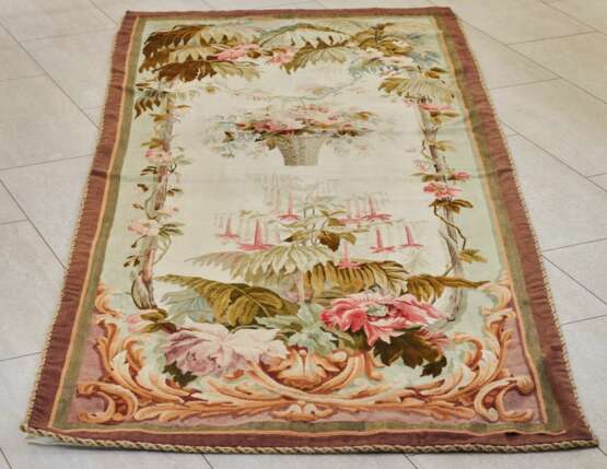 Pair of 19th century Aubusson style tapestries - photo 3