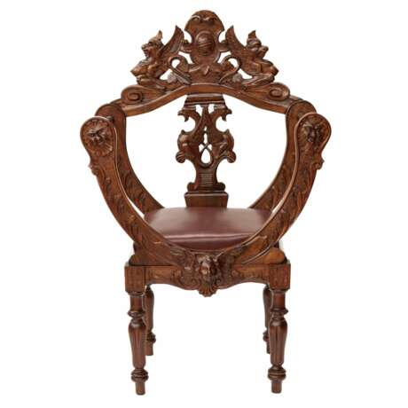 Carved, richly decorated walnut chair. 19th century - Foto 2
