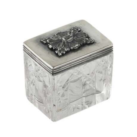 Russian crystal box with a silver lid. St. Petersburg. 1837. - Foto 1