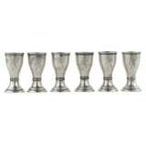 Ensemble de six verres en argent en forme de gobelet à décor d`éléments Art Déco. Lettonie. 1920-30. - photo 2