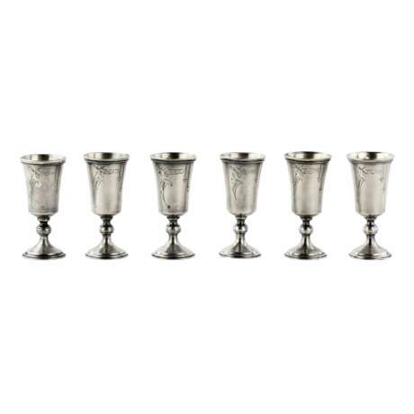 Six Latvian, silver glasses with legs, in their own box. 1920-30s - photo 2