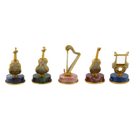 Set of Italian, silver miniatures of ten Renaissance string instruments. - Foto 9