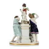 Porcelain group Young people with Cupid. - Foto 3