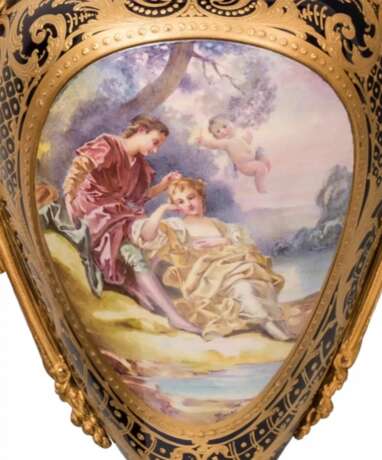 Porcelain set. Sevres. 19th century. - Foto 4