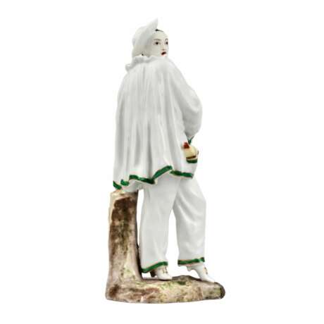 Porcelain figurine of Pierrot. Germany. End of the 19th century. - photo 2
